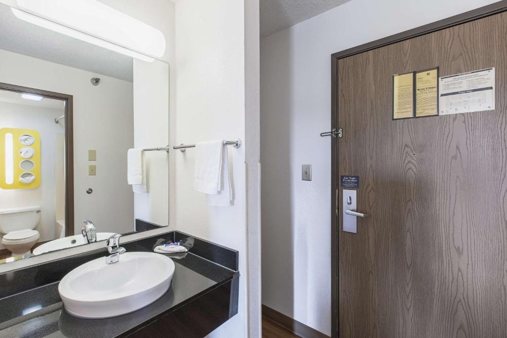 Quadruple Room - Smoking interior